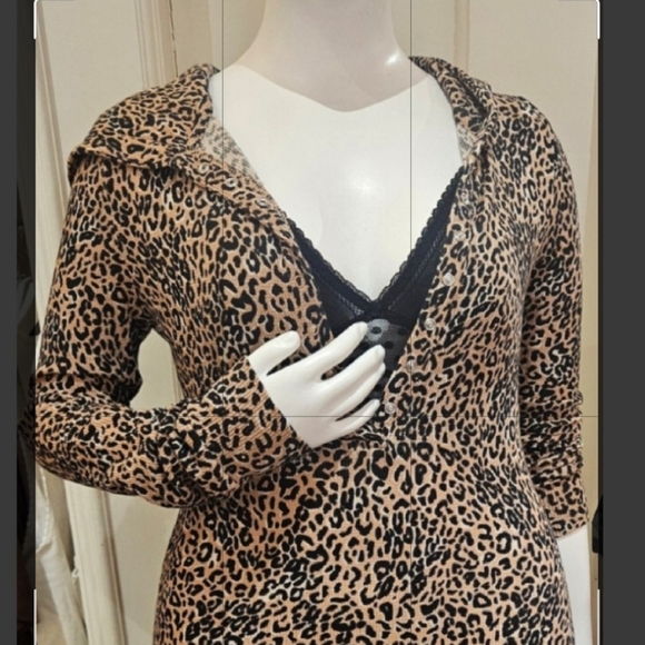 NWT Thermal Hooded Pajama Onesie sz Small - Picture 4 of 11